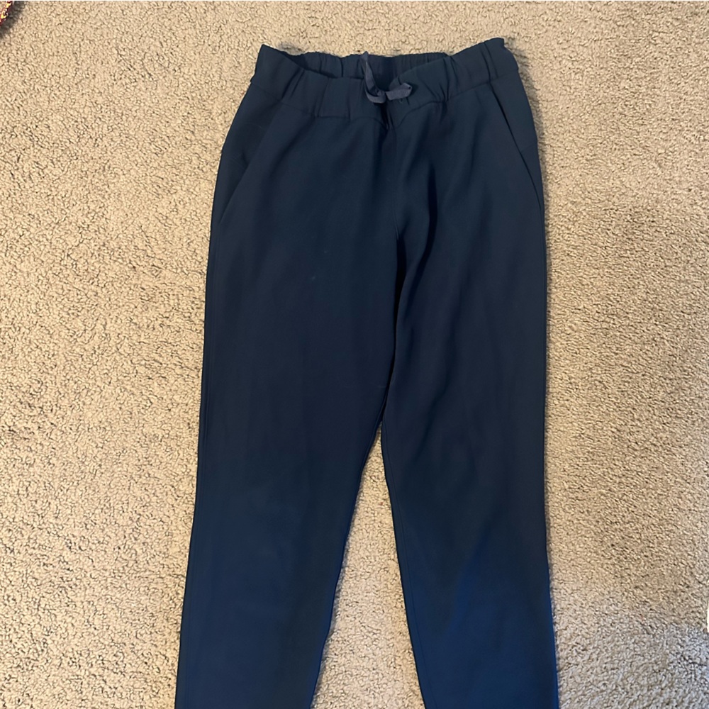 Navy Lululemon Size 6